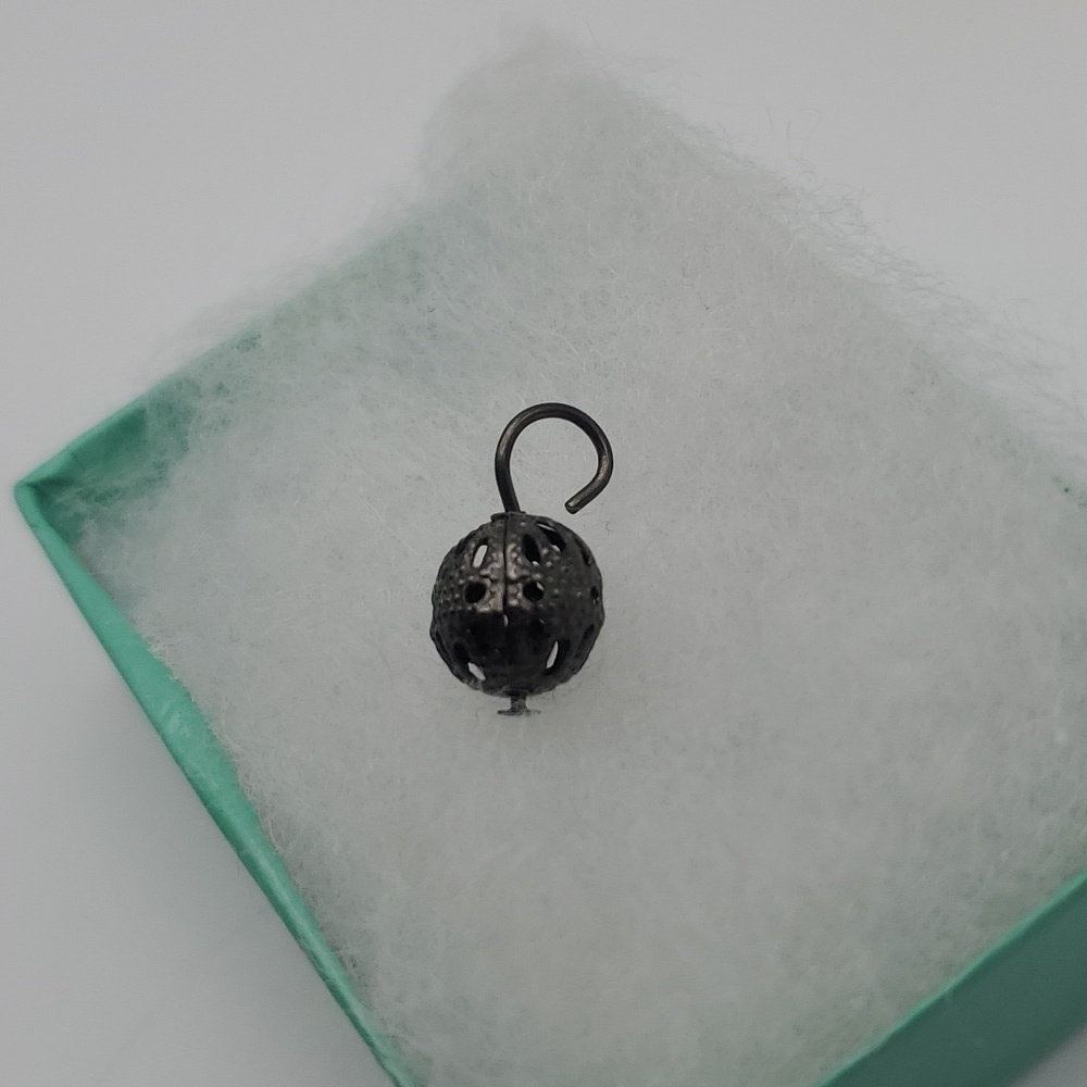 Dark orb filigree‎ charm